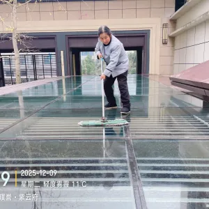 请输入相册名称